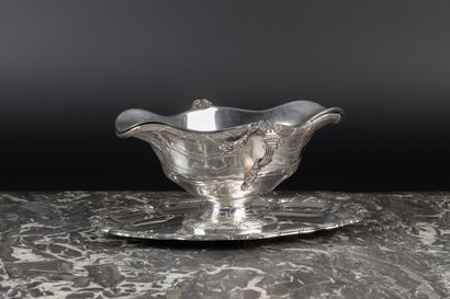 Saucière à plateau adhérent à contours en...