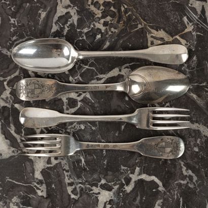 Ensemble de couverts en argent, du modèle...