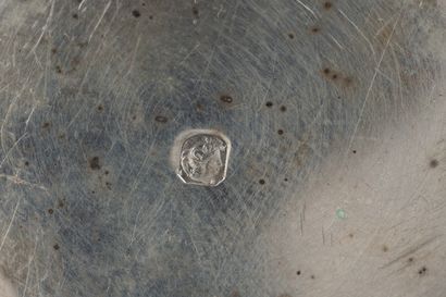 Boîte à dent de lait en argent, à décor d'une...