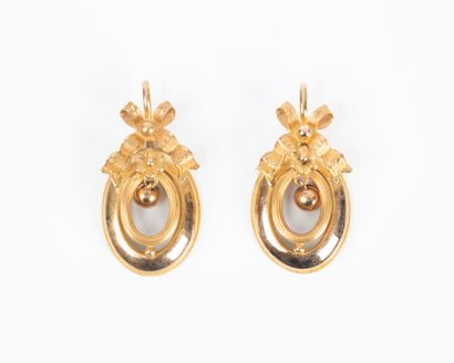 2 gold pendants. 19th century. 2.03 g. 2,7...
