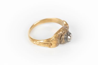 Bague solitaire en argent et or sertie d'un...