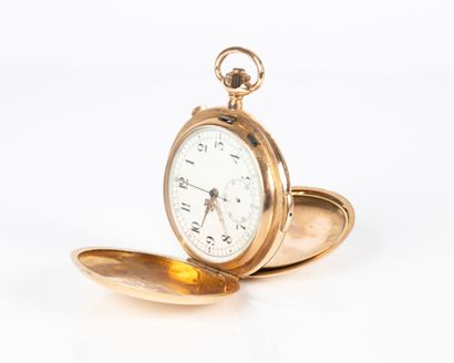VOLTA. Montre savonnette en or, mouvement...