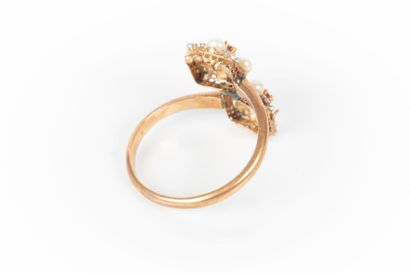 toi et moi ring in 14k gold set with small...