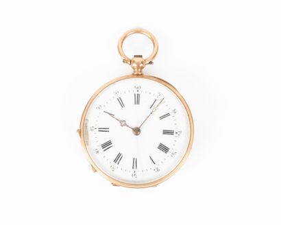 Montre de col en or guilloché et gravé de...