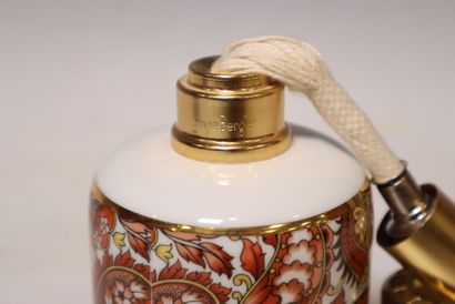 Shepherd lamp in porcelain KP Pillvuyt. 
Height:...