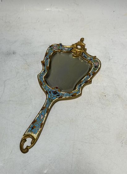 Polychrome enamel hand face with scalloped...