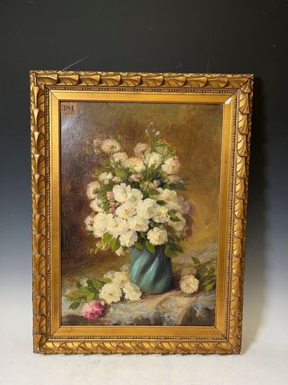 Marthe Valleray, 
Bouquets de fleurs
Toile...