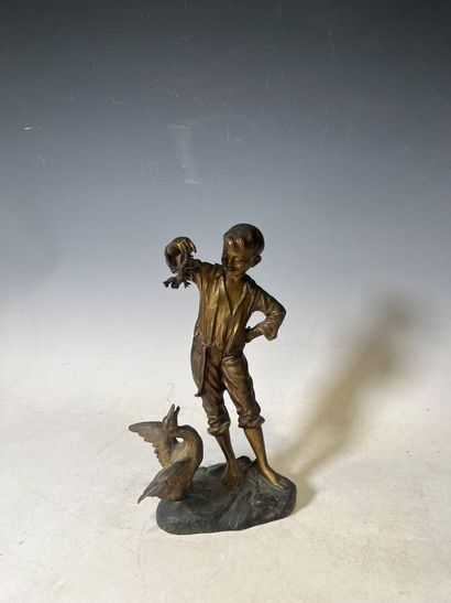 S.RISARD
Bronze sculpture with golden patina...