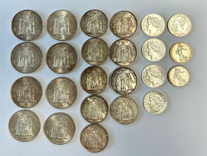 Lot of silver coins including : 
- 8 Hercules...