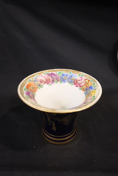Lot of ceramics including 2 Gien plates with...