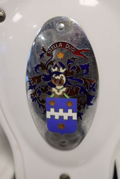 Berkel white enamel scales with coat-of-arms...