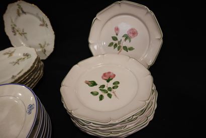 PARIS PORCELAIN. 
Service set comprising...