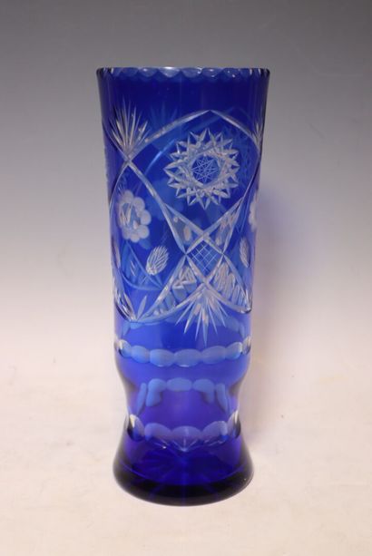 Bohemian crystal vas with engraved floral...