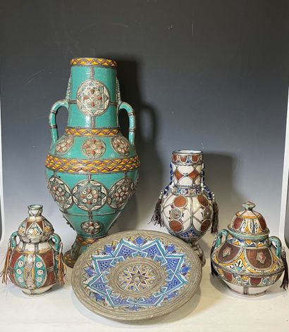 MAROC. 
Lot de céramiques comprenant grand...