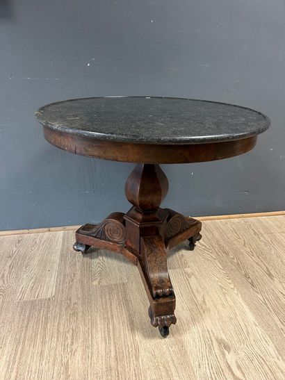 Tripod pedestal table in molded natural wood,...