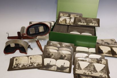 Pair of stereoscopic viewers 