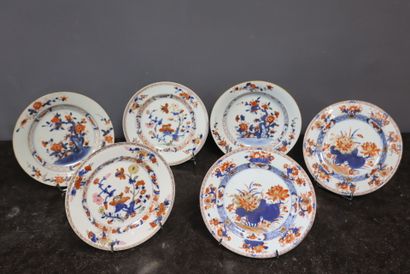 JAPAN 
Set of 6 white porcelain plates with...
