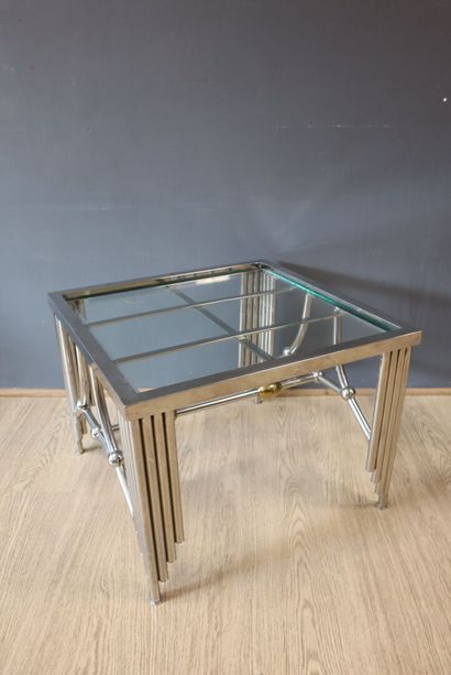 Table basse carré en métal chromé et plateau...