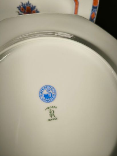 RAYNAUD & Cie à Limoges. Partie de service...