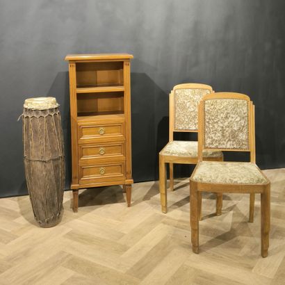 Lot : 
- Meuble à hauteur d'appui en bois,...