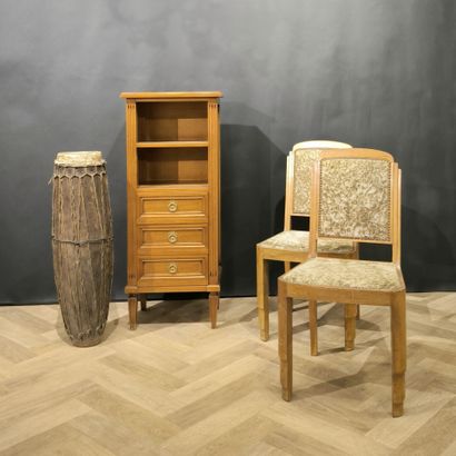 Lot : 
- Meuble à hauteur d'appui en bois,...