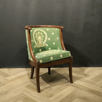 Fauteuil gondole en acajou et placage d'acajou,...