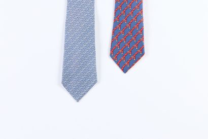 HERMES. 2 silk ties: triangles and blue background,...