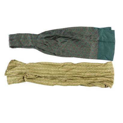 HERMES. Fir green silk jabot and khaki green...