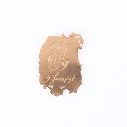 Element of a gold (750‰) and platinum medal,...