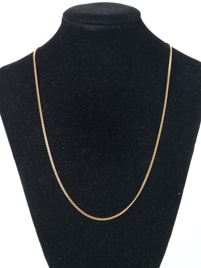 Gold chain with curb chain. Knots. 45 cm....