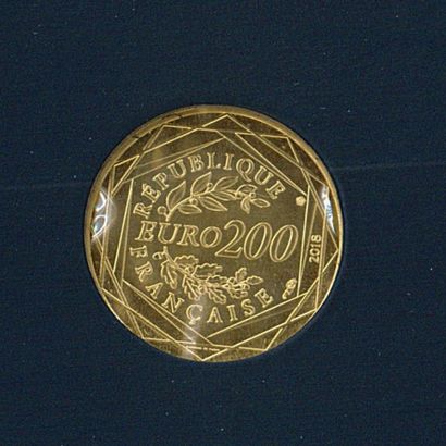Paris mint. 200 euro 999 thousandths gold...