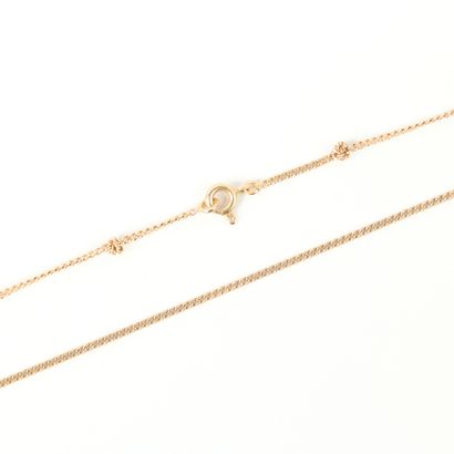 Gold chain with curb chain. Knots. 45 cm....