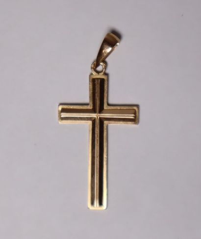 Gold cross 
weight: 1.78 gr
length: 4 cm