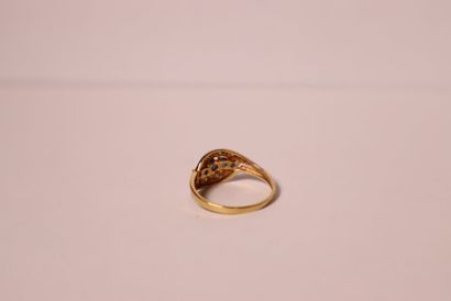 Yellow and white gold ring decorated with...