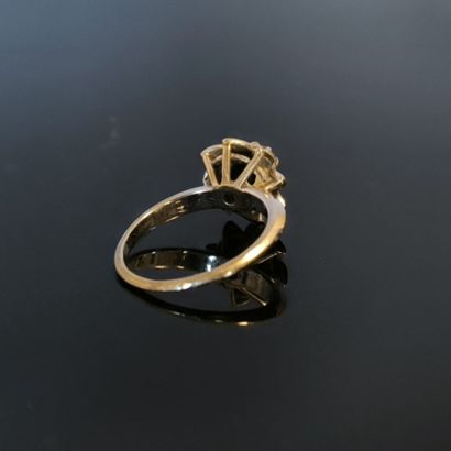 White gold and platinum rosette ring set...