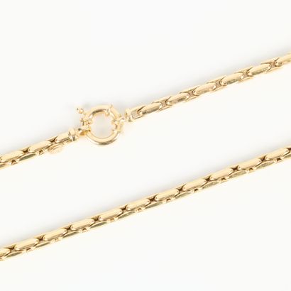 Gold necklace (750‰) fancy mesh. Length 44...