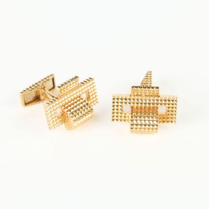 Pair of gold cufflinks, diamond-point geometric...