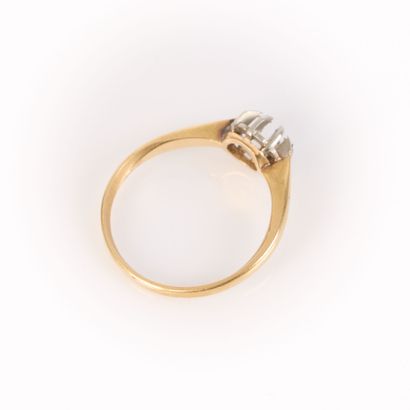 Gold (750‰) and platinum ring setting. TDD...
