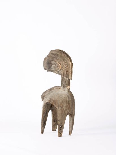 BAGA, Guinée.
Bois dur, patine d'ancienneté,...