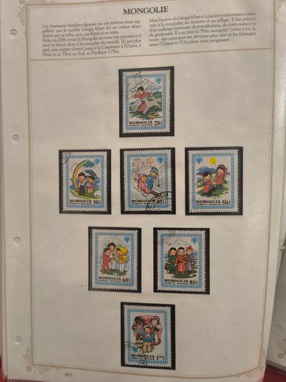 In one box, a collection of TP from France...