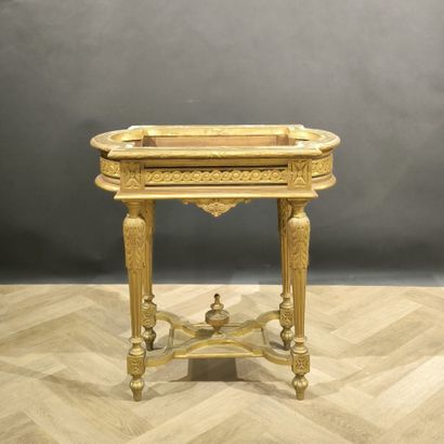 Gilded wood jardinière, Louis XVI style....