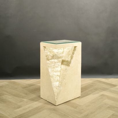 Brutalist pedestal in reconstituted stone...