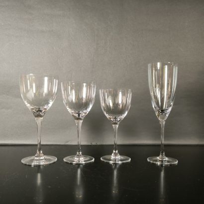 Sèvres crystal. Part of glass service: 8...