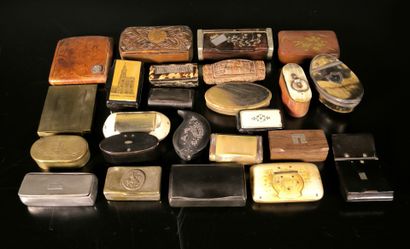 Collection de 24 boîtes XIXème et XXème siècles,...