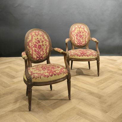Pair of medallion-back armchairs, Transition...