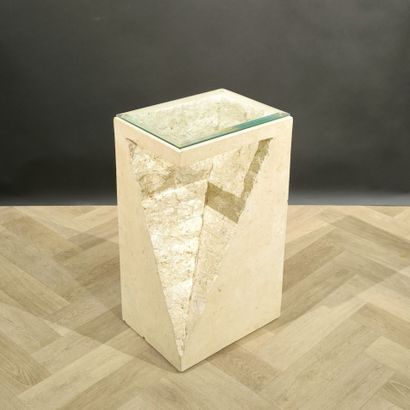 Brutalist pedestal in reconstituted stone...