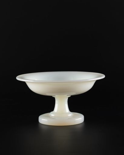 Jean-Alexandre Paris/Bercy. White crystal...