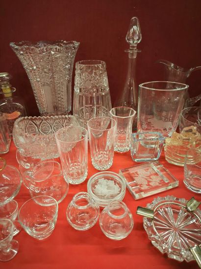 Important set of glassware and crystalware...