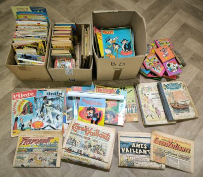 Large lot of various BB magazines and albums,...
