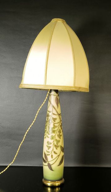 RICHARD. Multilayer glass lamp base with...